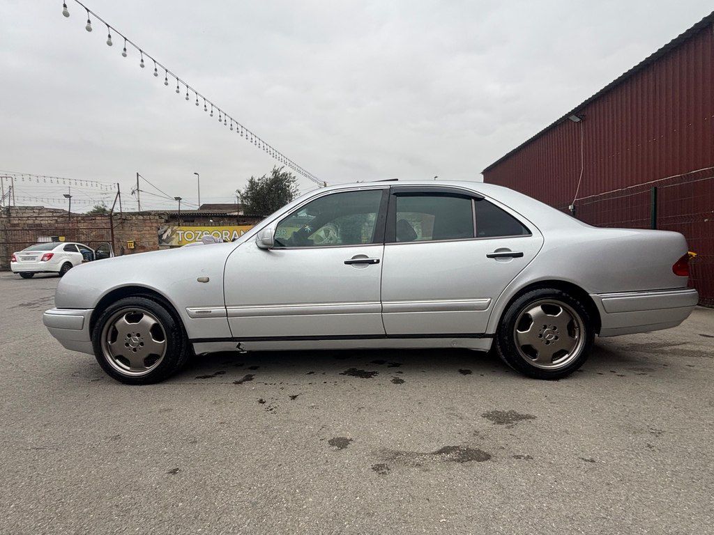 Mercedes E 240, 2.4 L, 1998 il, 319 479 km — Avtomobillər, Bakı (3)