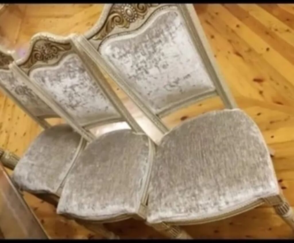 Klassik üslubda qonaq otağı dəsti, TV stendli komod, güzgü — Qonaq otağı üçün, Masazır (6)