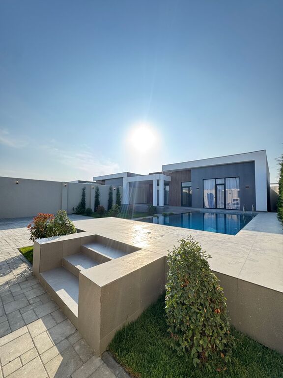 Satılır 4 otaqlı həyət evi/bağ evi 200 m² — Ev, villa, Bakı (6)