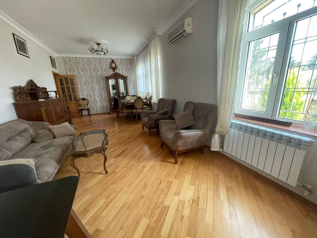 Satılır 5 otaqlı həyət evi/bağ evi 270 m² — Ev, villa, Bakı (5)