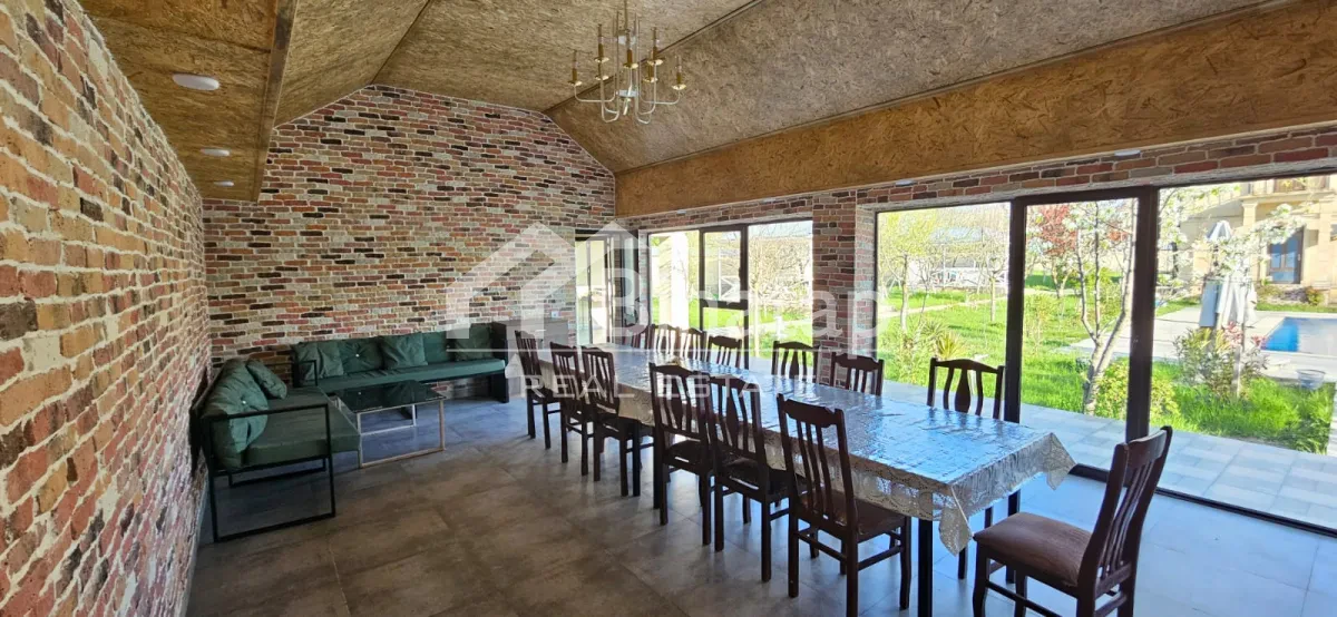 Satılır 12 otaqlı həyət evi / bağ evi 280 m², Qəbələ rayonu — Ev, villa, Bakı (4)