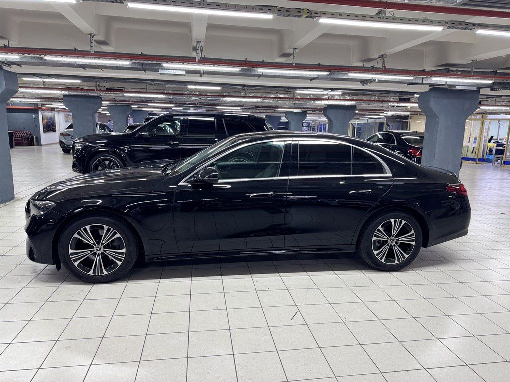 Mercedes E 200, 2.0 L, 2024 il, 10 000 km — Avtomobillər, Bakı (4)