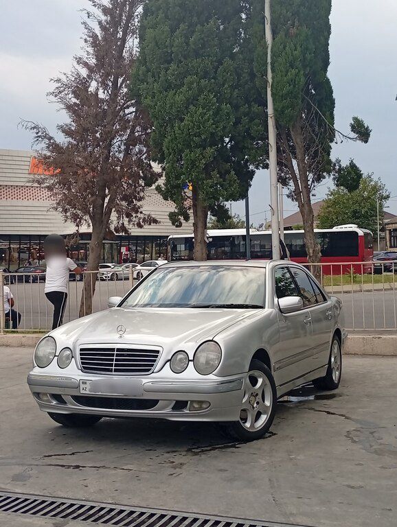 Mercedes E 240, 2.4 L, 2000 il, 505 000 km — Avtomobillər, Gəncə