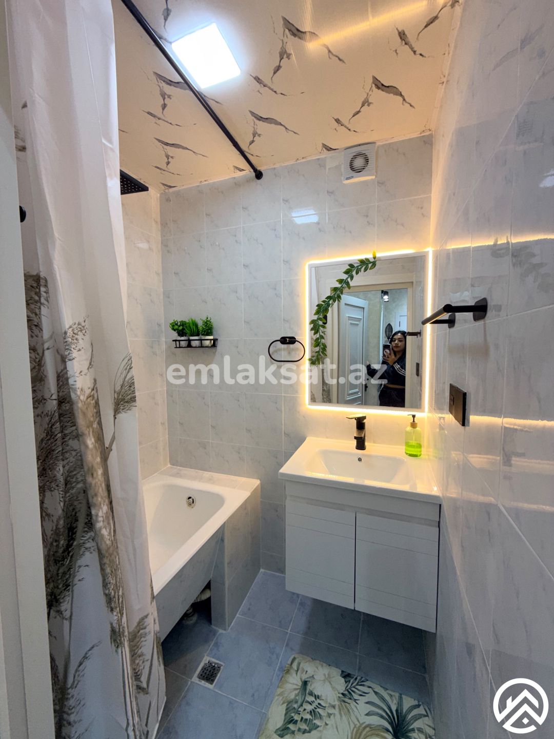 Satılır 3 otaq köhnə tikili 55 m², Xalqlar dostluğu metrosu — Mənzil, Bakı (12)