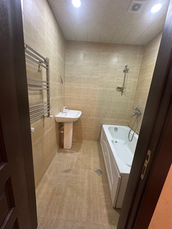 4 otaqlı mənzil, 115 m², Yasamal r., Bakı — Mənzil, Bakı (8)