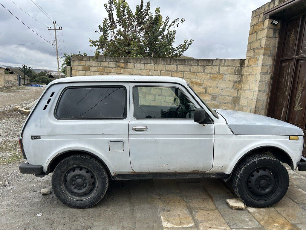 Lada (VAZ) Niva, 1.7 L, 1992 il, 123 552 km 10-GX-271 — Avtomobillər, Göyçay (5)