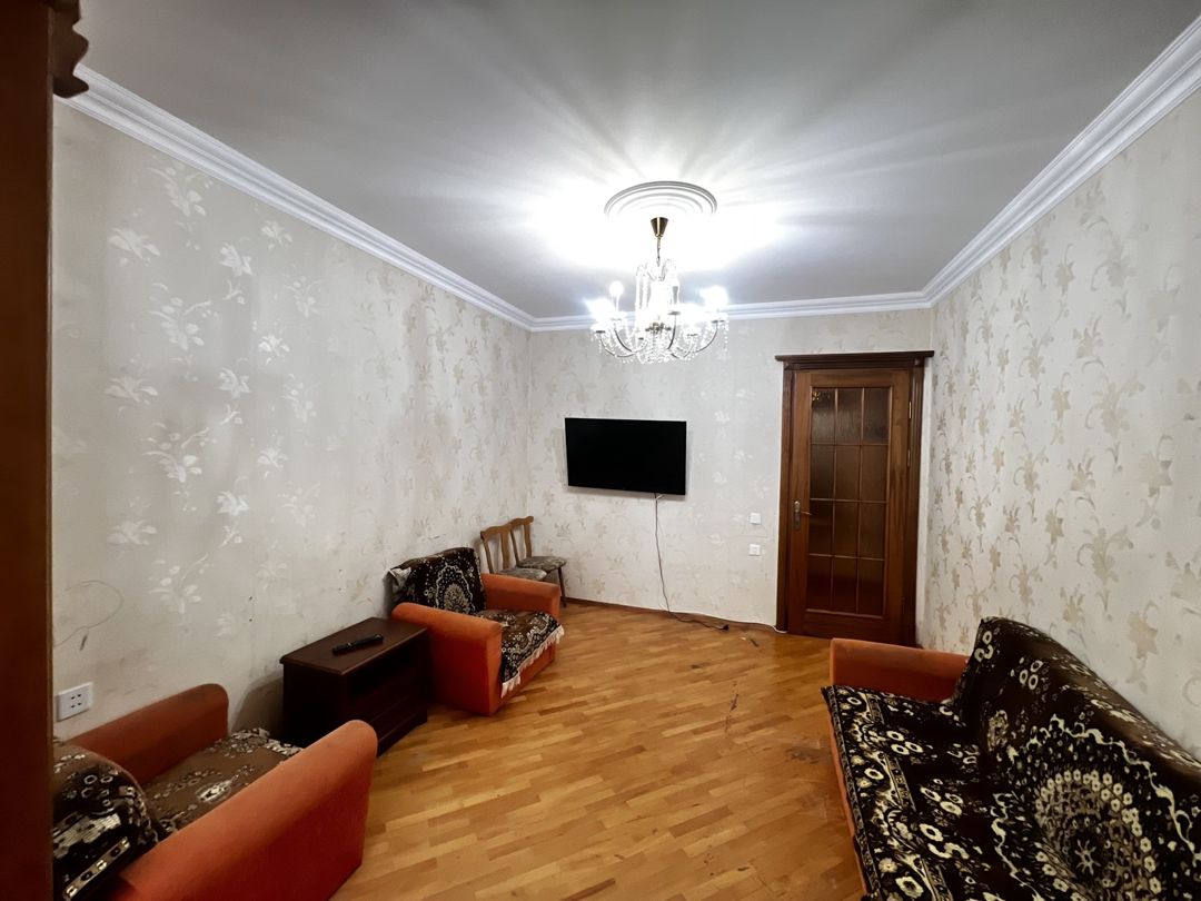 Satılır 2 otaqlı köhnə tikili 55 m² — Mənzil, Bakı (2)