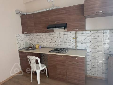 3 otaqlı mənzil, 80 m², Azerbaycan. Bineqedi. — kirayə — Sevinc