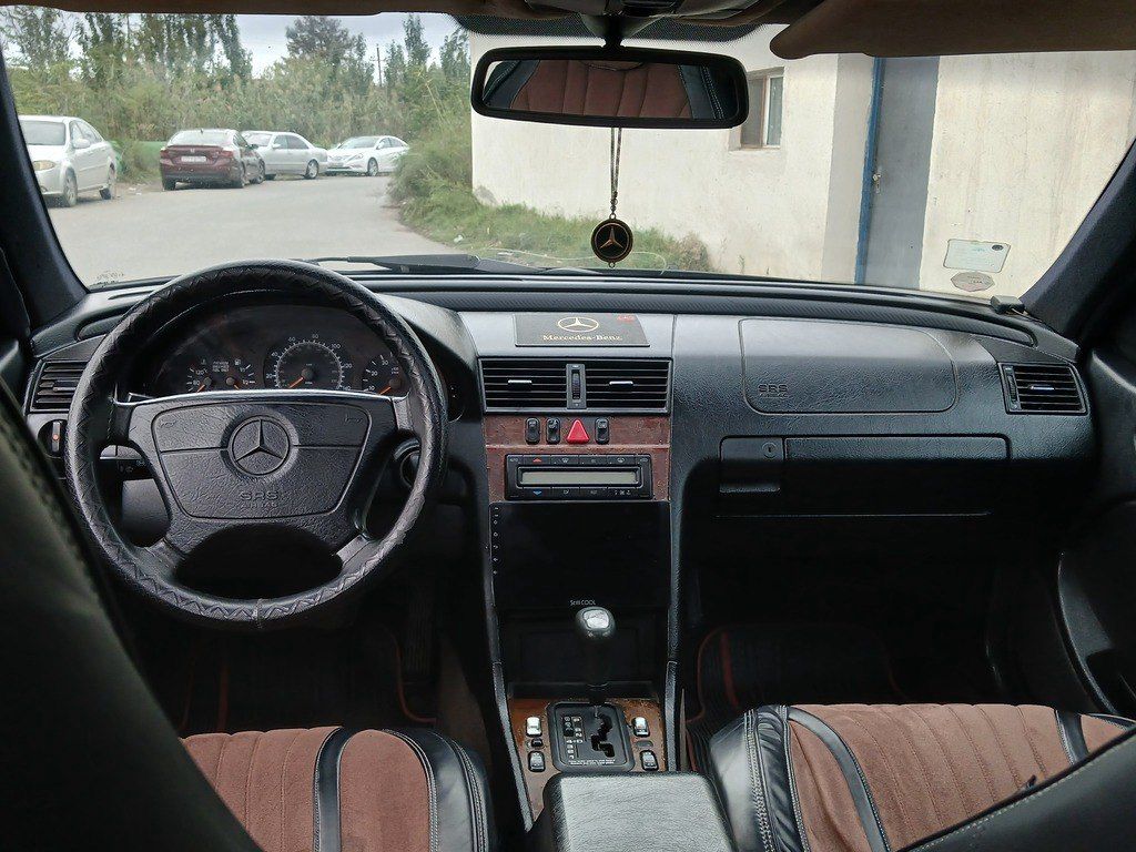 Mercedes C 230, 2.3 L, 1997 il, 328 147 km 90-NA-957 — Avtomobillər, Bakı (3)