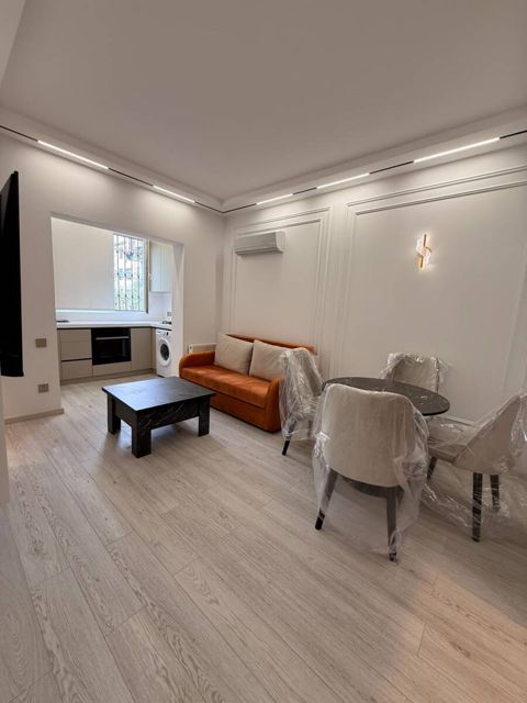 İcarəyə verilir 3 otaqlı köhnə tikili 60 m² — 1 200 ₼ · Bakı · Mənzil İcarəyə verilir 3 otaqlı köhnə tikili 60 m² — Bakı
