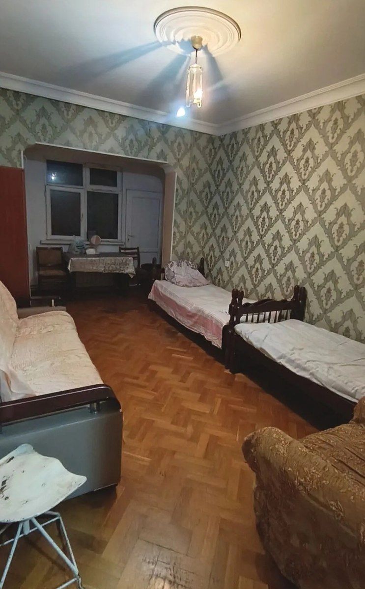 İcarəyə verilir 3 otaqlı köhnə tikili 75 m² — Mənzil, Bakı