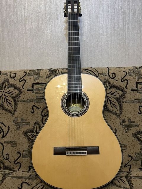 Valencia klassik gitara – model VC564 - Brend: Valencia (Established — Digah