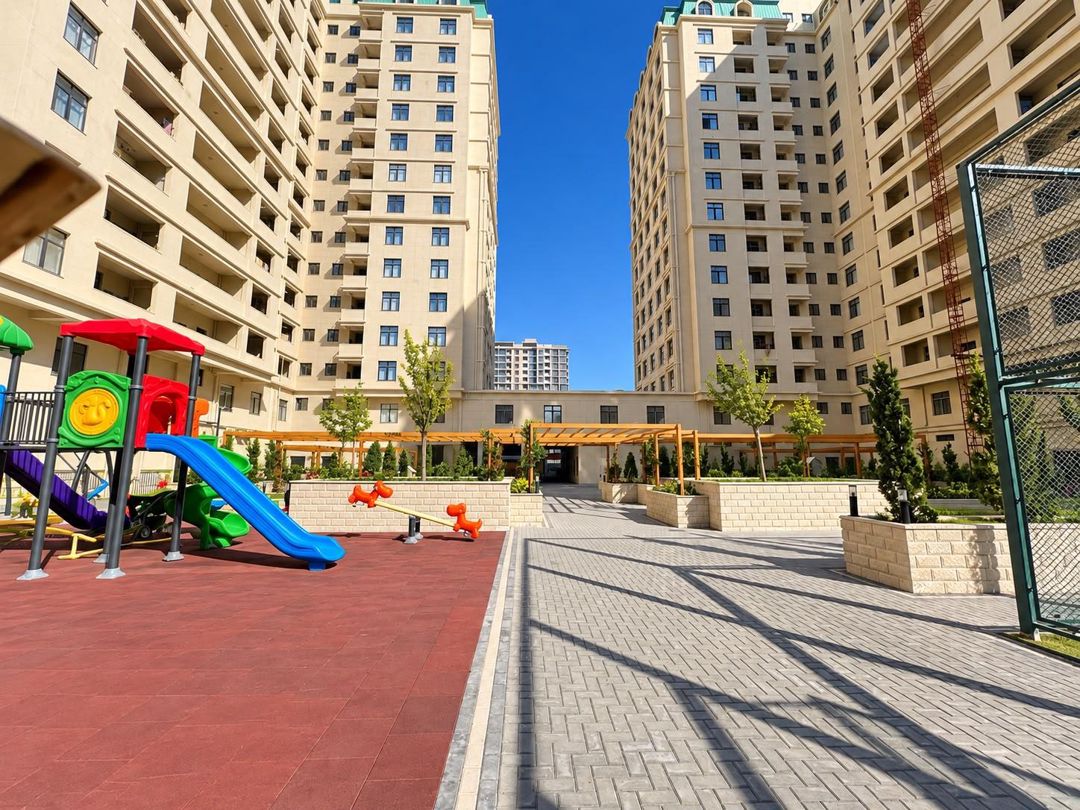 4 otaqlı mənzil, 195 m², Şah İsmayıl Xətai prospekti, 31a/1 (East Park) — Mənzil, Bakı