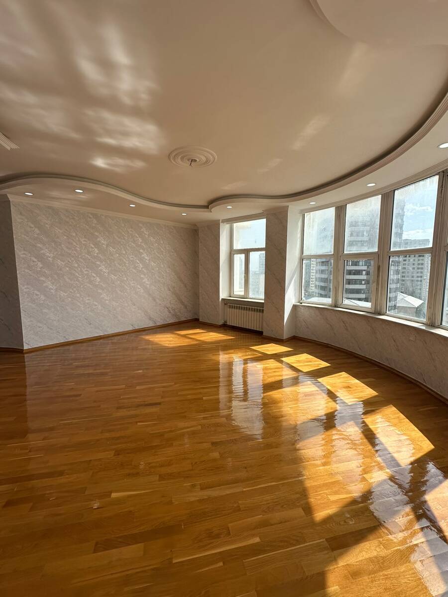 Satılır 3 otaqlı yeni tikili 160 m² — Mənzil, Bakı (2)