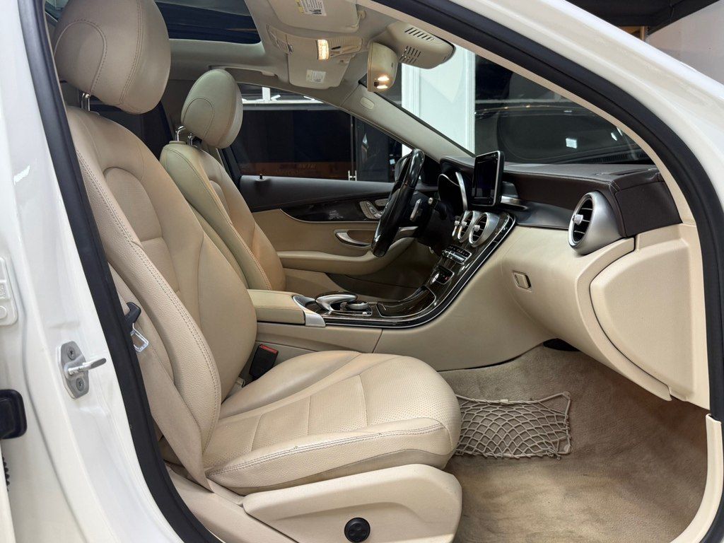 Mercedes C 300, 2.0 L, 2016 il, 142 000 km — Avtomobillər, Bakı (11)