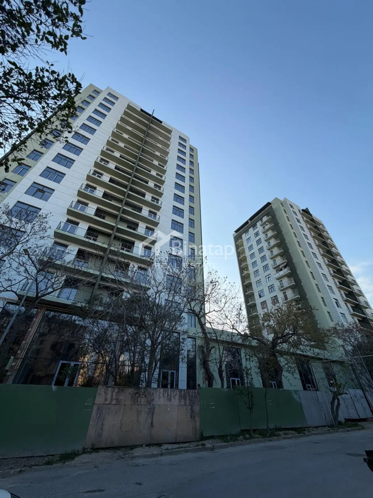 Satılır 3 otaqlı yeni tikili 100 m², Elmlər Akademiyası metrosu, Yasamal rayonu — 290 000 ₼ · Bakı · Mənzil Satılır 3 otaqlı yeni tikili 100 m², Elmlər Akademiyası metrosu, Yasamal rayonu — Bakı