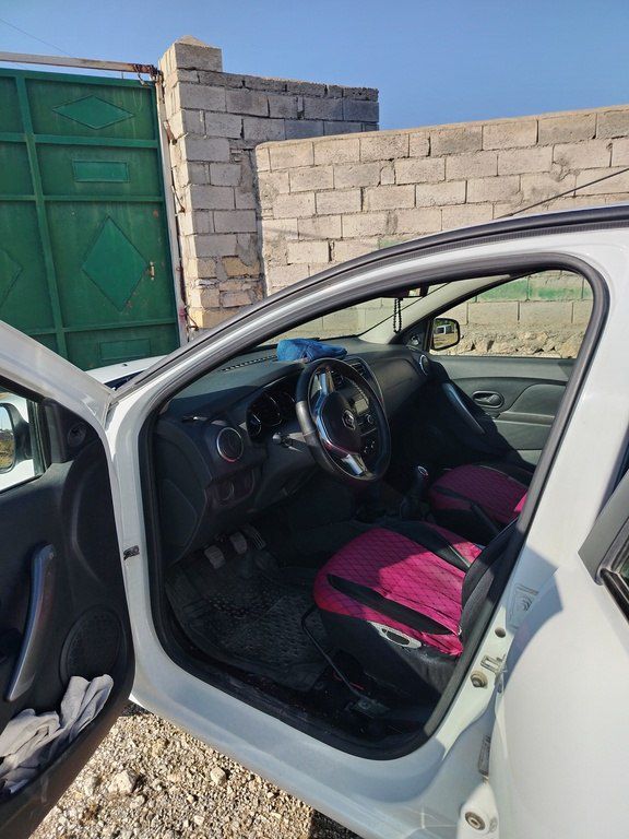 Renault Logan, 1.6 L, 2019 il, 98 325 km 74-BA-771 — Avtomobillər, Naxçıvan (4)