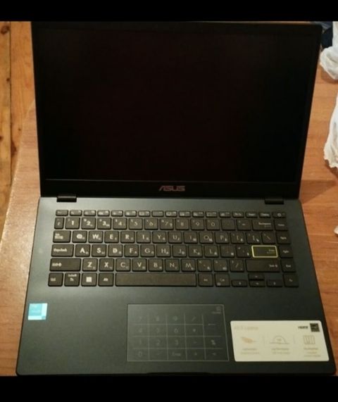 ASUS Vivobook seriyalı noutbuk - Ekran: 14" Full HD (mat səth, dar — Bakı