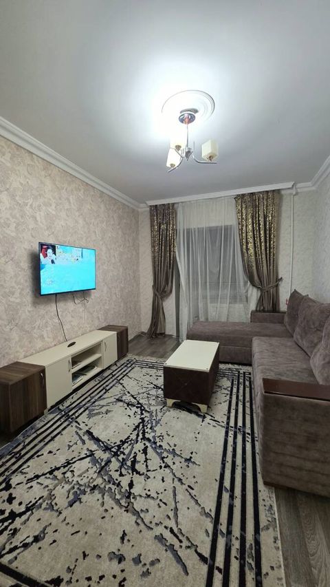 Satılır 2 otaqlı köhnə tikili 45 m² — Bakı