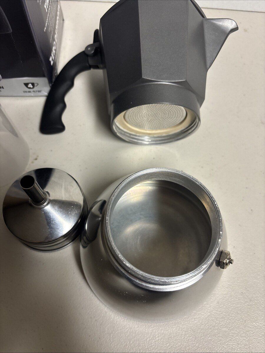 Bialetti Brikka qəhvədəmləyən — Qablar və mətbəx əşyaları, Bakı (9)