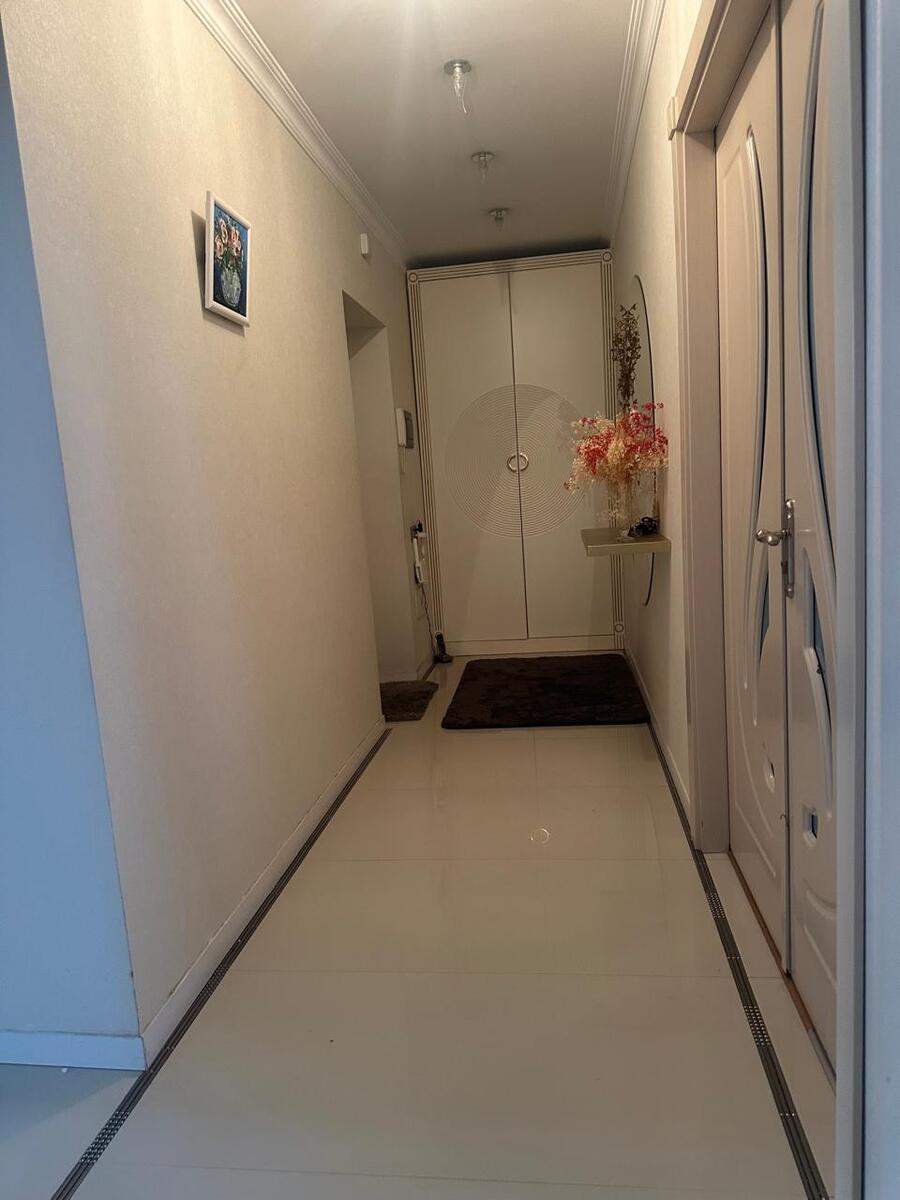 Satılır 4 otaqlı köhnə tikili 110 m² — Mənzil, Bakı (11)