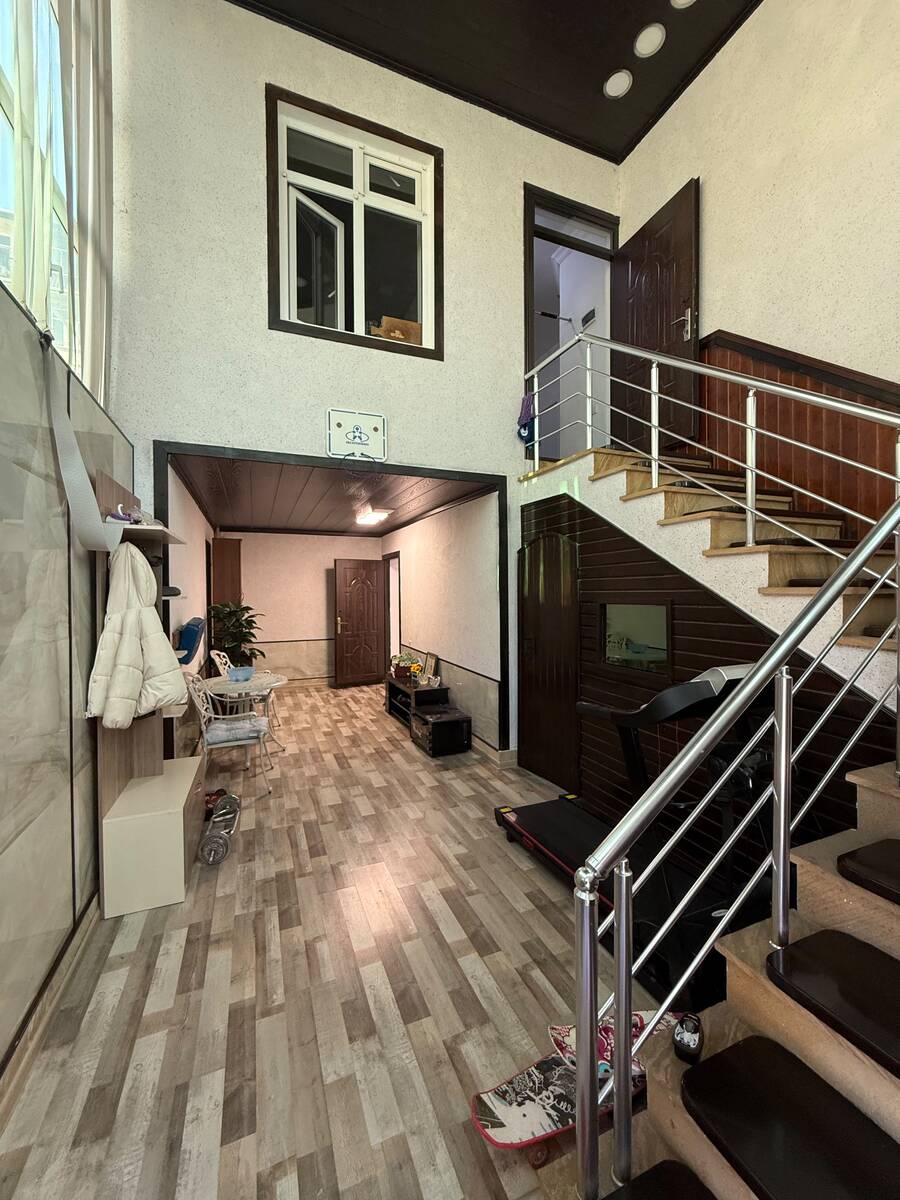 Satılır 5 otaqlı həyət evi/bağ evi 235 m² — Ev, villa, Bakı (9)