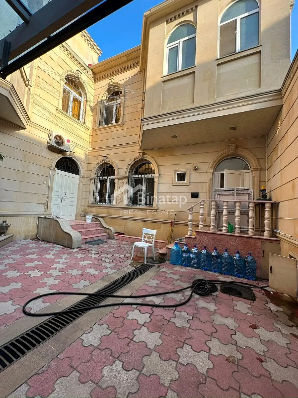 Satılır 5 otaqlı həyət evi / bağ evi 360 m², İnşaatçılar metrosu, Yasamal rayonu — Ev, villa, Bakı (2)