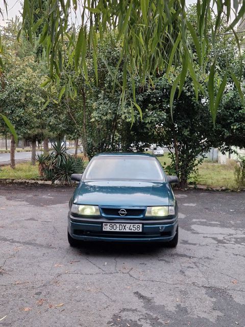 Opel Vectra, 2.0 L, 1995 il, 452 856 km — 3 000 ₼ · Zaqatala · Avtomobillər Opel Vectra, 2.0 L, 1995 il, 452 856 km — Zaqatala
