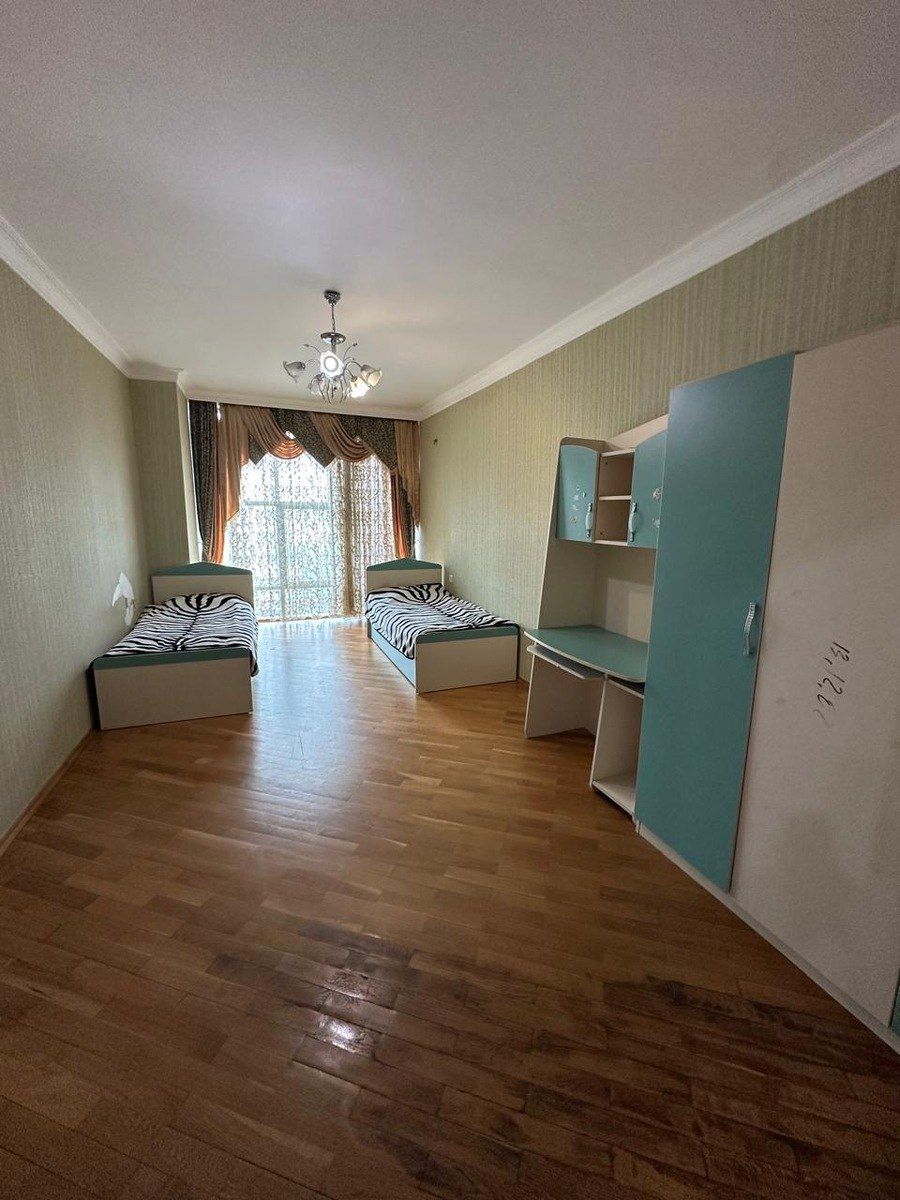 İcarəyə verilir 3 otaqlı yeni tikili 185 m² — Mənzil, Bakı