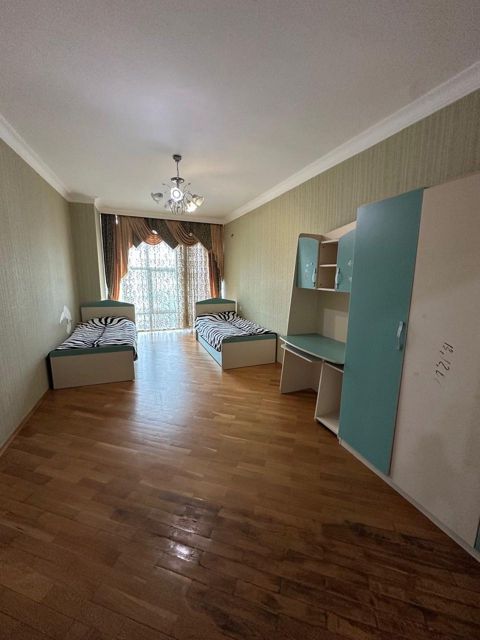 İcarəyə verilir 3 otaqlı yeni tikili 185 m² — 1 000 ₼ · Bakı · Mənzil İcarəyə verilir 3 otaqlı yeni tikili 185 m² — Bakı