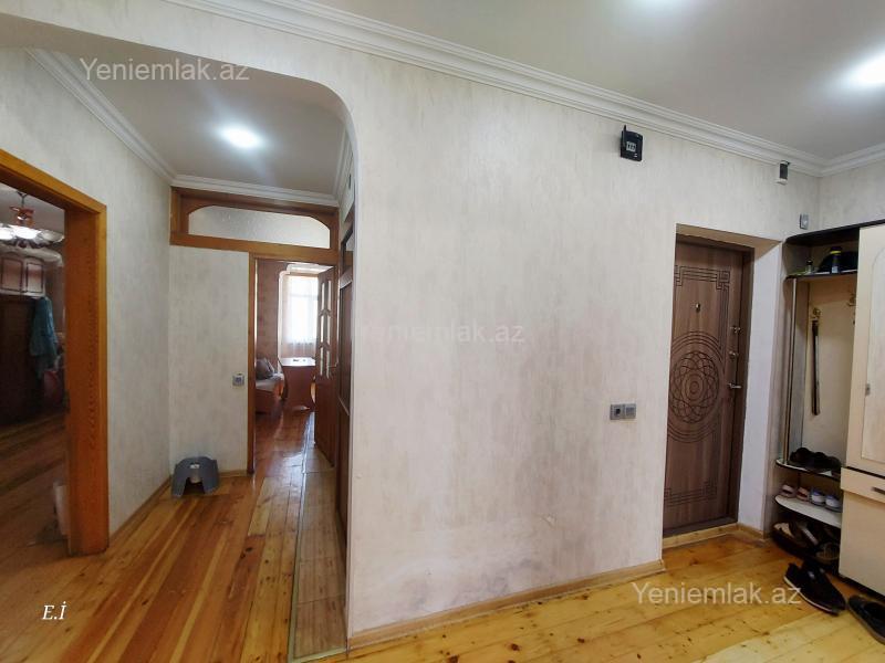 Satılır 4 otaqlı Bina evi menzil (Köhnə tikili), 95 m², 9-cu mikrorayon — Mənzil, Sumqayıt (11)