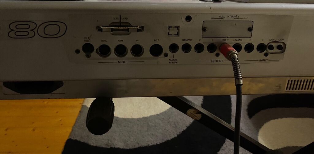 Korg PA80 aranjeman sintezatoru. Peşəkar səviyyəli klavişli musiqi — Pianino və digər klaviş alətləri, Bakı (3)