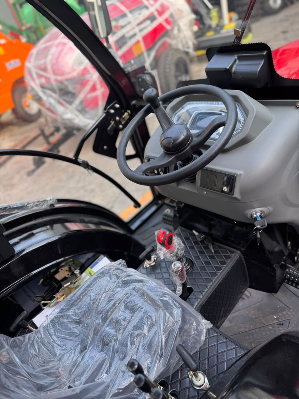 Solıd TK504 kabinli mini traktor Nəğd -10500 AZN İlkin ödəniş — Traktorlar, Bakı (9)