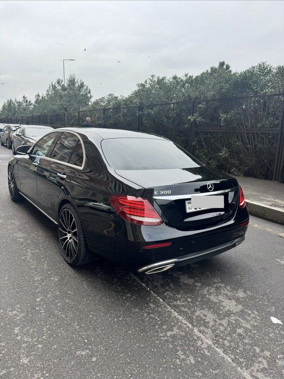 Mercedes E 300, 2.0 L, 2017 il, 208 000 km — Avtomobillər, Bakı (6)