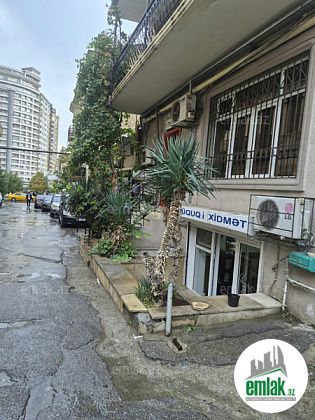 İcarəyə verilir 7 otaqlı 267 m² ofis Nizami m — Ofis (6)