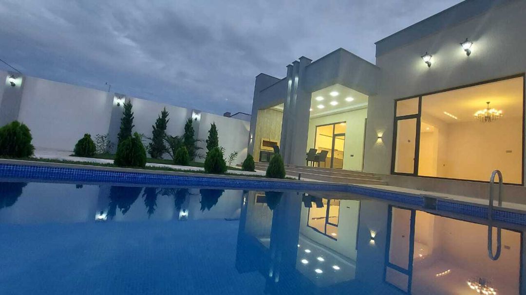 Satılır 4 otaqlı həyət evi/bağ evi 160 m² — Ev, villa, Bakı (2)