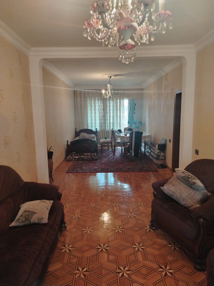 Satılır 5 otaqlı köhnə tikili 120 m² — Mənzil, Bakı (3)