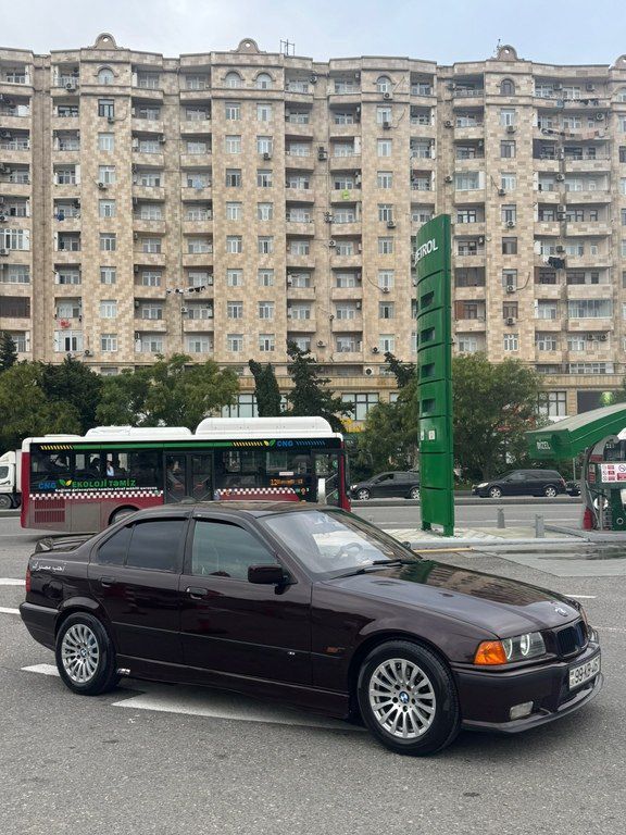 BMW 318, 1.8 L, 1994 il, 495 000 km 99-KB-467 — Avtomobillər, Bakı (3)
