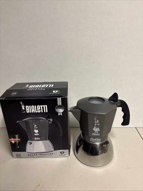 Bialetti Brikka qəhvədəmləyən — 145 ₼ · Bakı · Qablar və mətbəx əşyaları Bialetti Brikka qəhvədəmləyən — Bakı