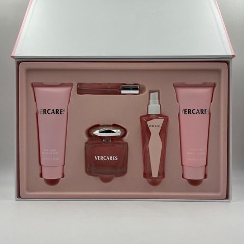 Vercares qadınlar üçün ətir dəsti (ətir suyu 100 ml + duş geli 150 ml + bədən losyonu 150 ml + sprey-ətir 100 ml + ətir nümunəsi 15 ml) — 35 ₼ · Bakı · Mallar Vercares qadınlar üçün ətir dəsti (ətir suyu 100 ml + duş geli 150 ml + bədən losyonu 150 ml + sprey-ətir 100 ml + ətir nümunəsi 15 ml) — Bakı