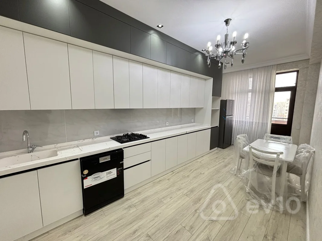 3 otaqlı mənzil, 155 m², Təbriz küç — kirayə — Mənzil, Bakı (4)