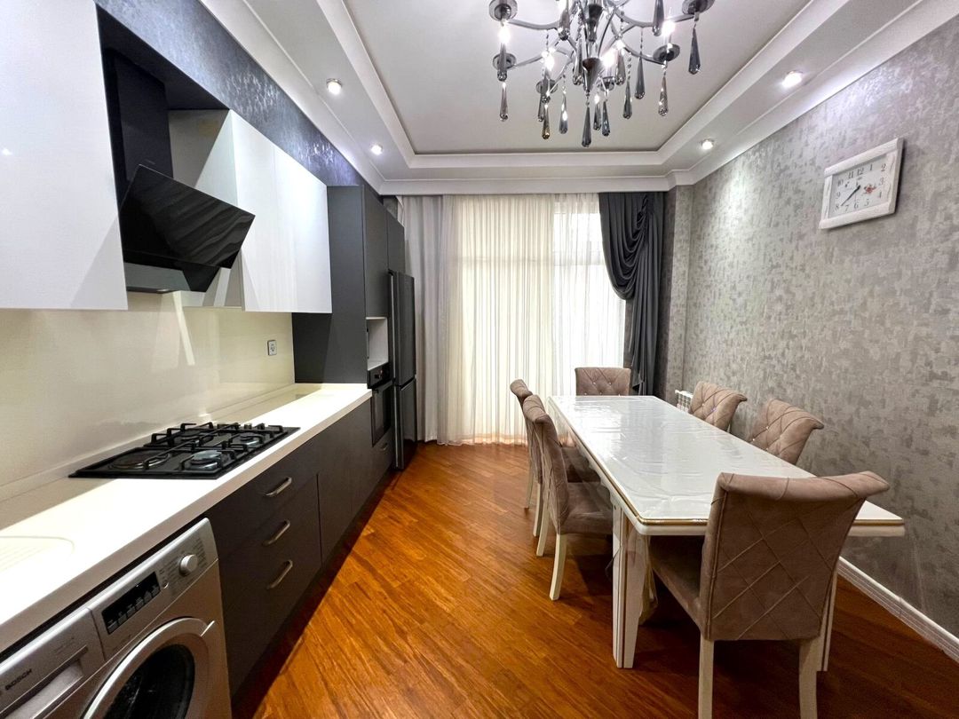 Satılır 3 otaqlı yeni tikili 160 m² — Mənzil, Bakı (9)