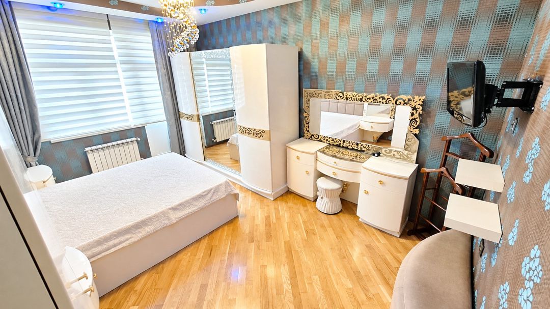 İcarəyə verilir 3 otaqlı yeni tikili 135 m² — Mənzil, Bakı (7)
