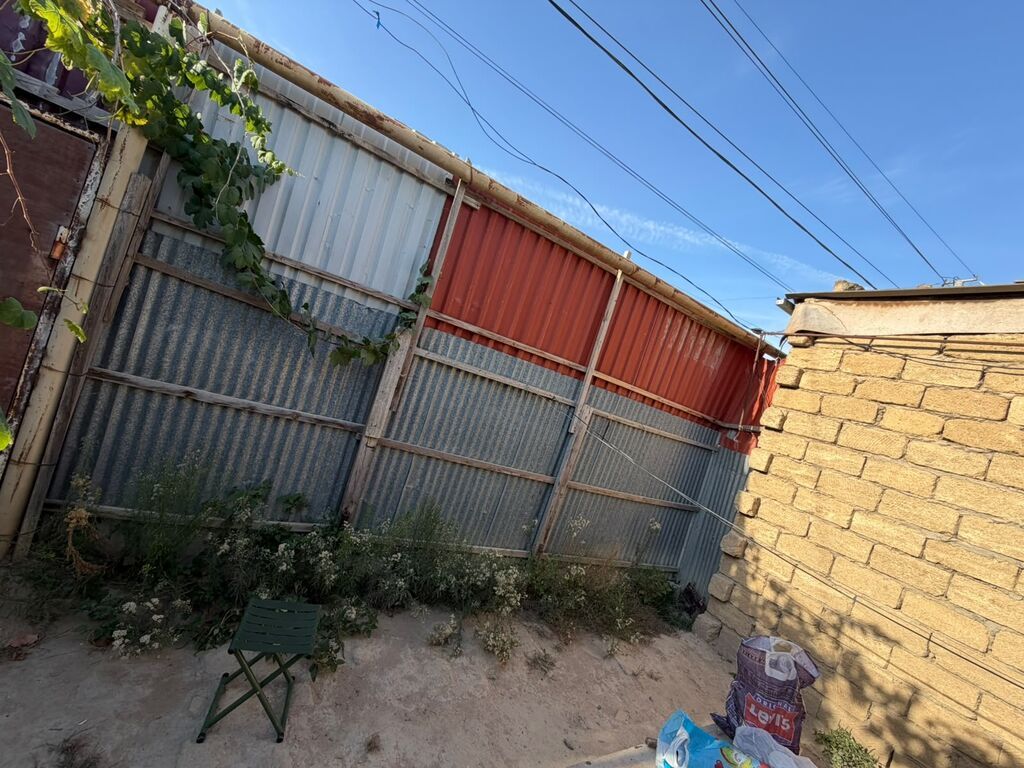 80 kv. m, 2 otaqlı, Kombi, Qaz, İşıq — Ev, villa, Bakı (2)