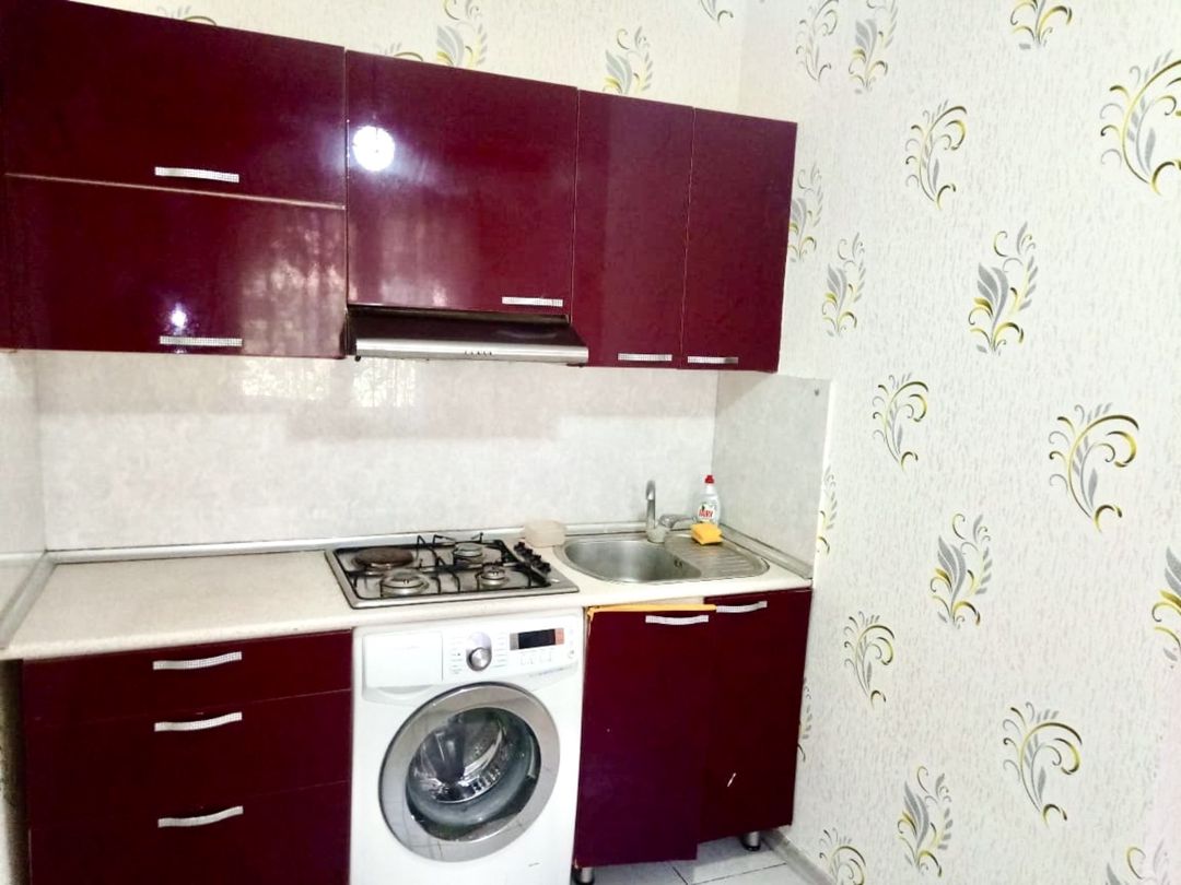 İcarəyə verilir 1 otaqlı köhnə tikili 35 m² — Mənzil, Bakı (3)