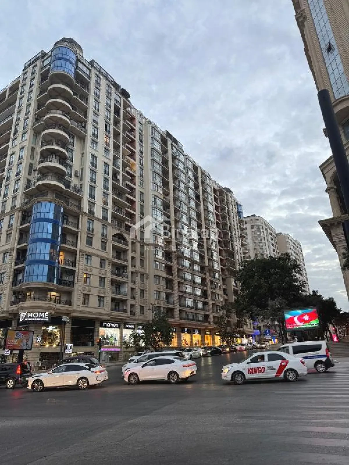 Satılır 4 otaqlı yeni tikili 322 m², Elmlər Akademiyası metrosu, Yasamal rayonu — Mənzil, Bakı (2)