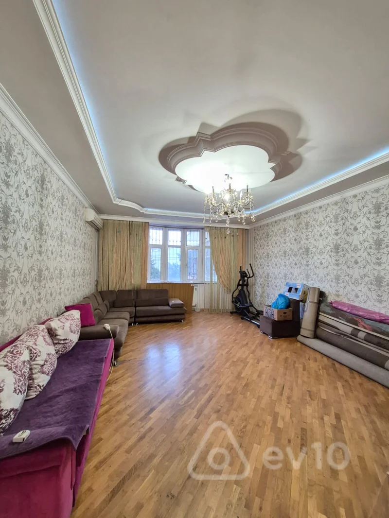 3 otaqlı mənzil, 150 m², Səttər bəhlulzadə küç — 330 000 ₼ · Bakı · Mənzil 3 otaqlı mənzil, 150 m², Səttər bəhlulzadə küç — Bakı