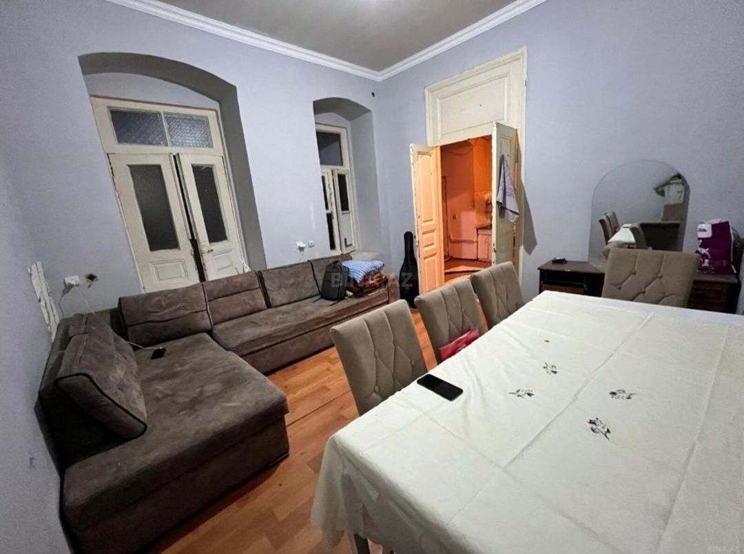 İcarəyə verilir 2 otaqlı köhnə tikili 80 m² — Mənzil, Bakı (3)