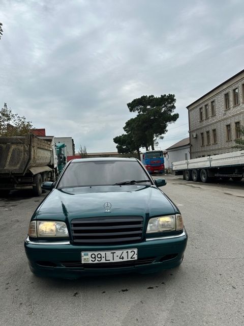 Mercedes C 220, 2.2 L, 1995 il, 639 770 km — Bakı