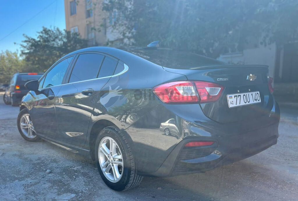 Chevrolet Cruze: 1.4 l 2018 il 143000 km Sedan 77-OU-140 — Avtomobillər, Bakı (12)